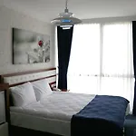 Business Grand מלון