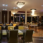 Business Grand 4*