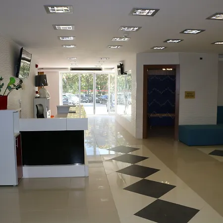 Business Grand Ξενοδοχείο 4*