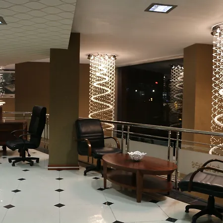 Business Grand 호텔