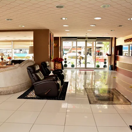 Отель Business Grand