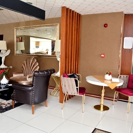 Business Grand 4*
