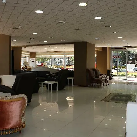 Hotell Business Grand 4*