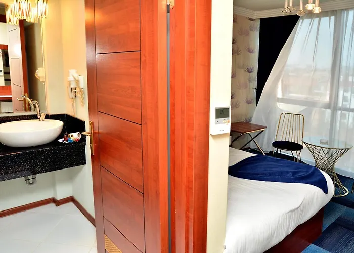 Business Grand Hotel